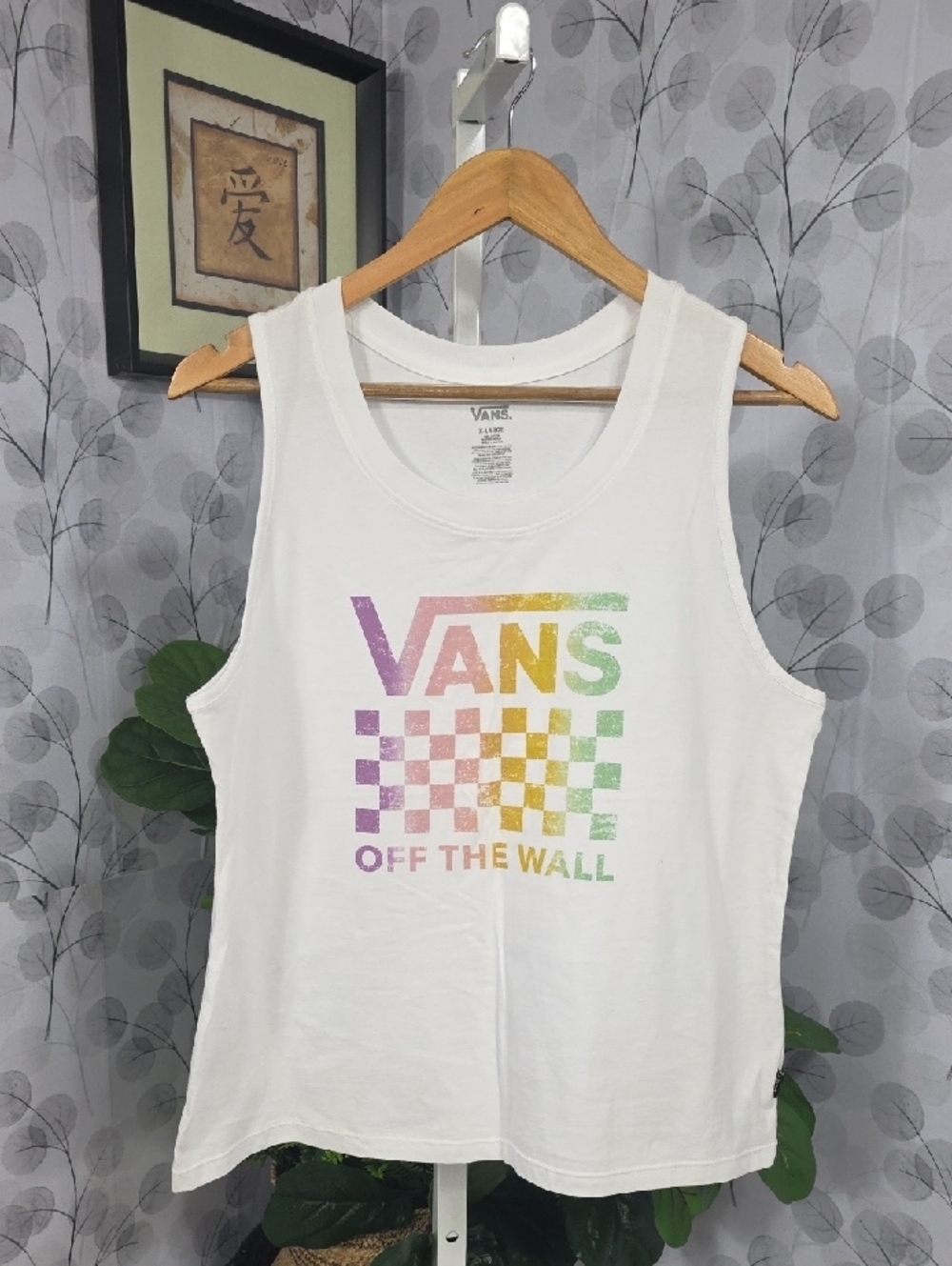 Vans Juniors Lock Logo Box Tank – Rainbow Gradient – Size XL - Picture 5 of 8